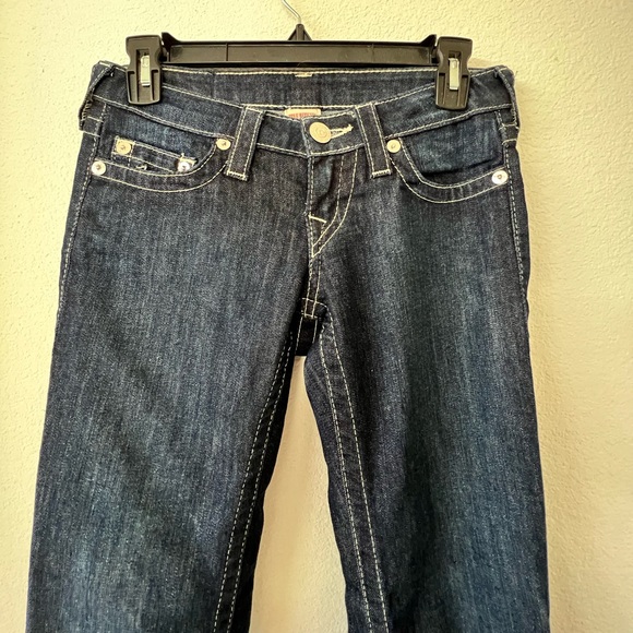 True Religion Skinny Rhinestones back pockets - Picture 6 of 9